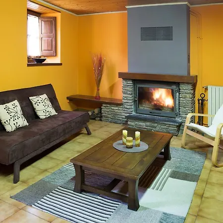 Hotel Rural Cal Miquel 2*