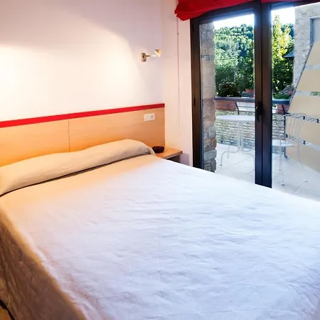 Hotel Rural Cal Miquel 2*