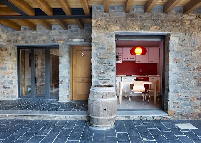 Hotel Rural Cal Miquel 2*