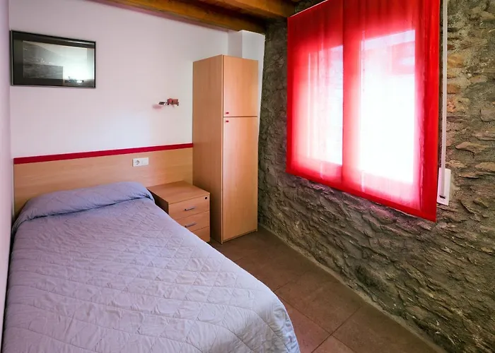 Hotel Rural Cal Miquel 2*